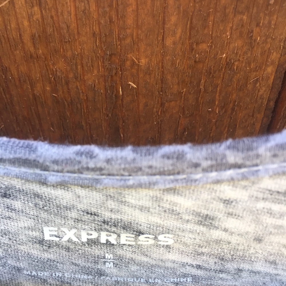 Express razorback top - Picture 3 of 5
